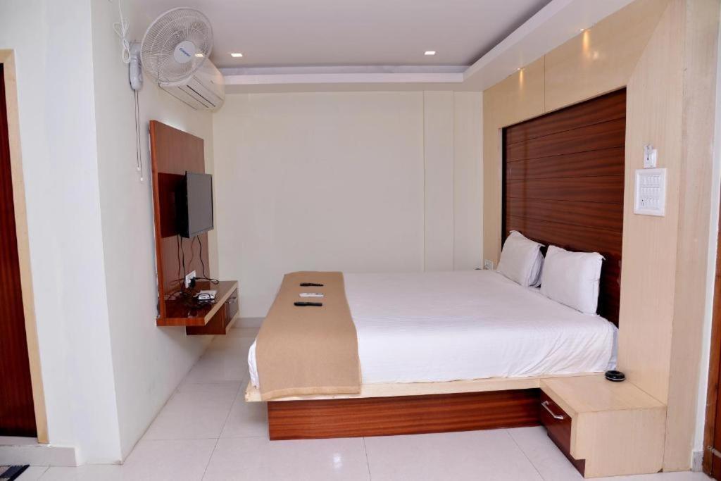 Hotel Milan Manor Port Blair Exteriér fotografie